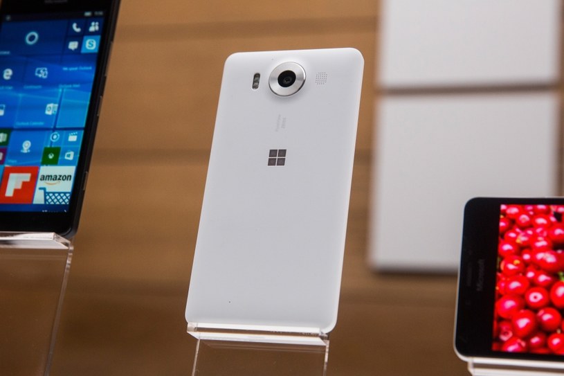 Microsoft wypuści wkrótce nowy telefon? /AFP