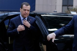 Miedwiediew o dostawie czołgów do Ukrainy: To nie uchroni przed odwetem