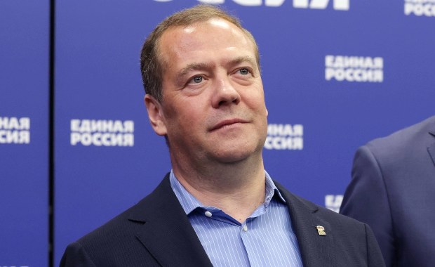 Miedwiediew: "To prolog do III wojny światowej". I cytuje Apokalipsę św. Jana