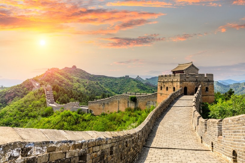 Międzynarodowa grupa archeologów wykorzystała nie używane wcześniej techniki do poznania tajemnic Wielkiego Muru Chińskiego /123RF/PICSEL