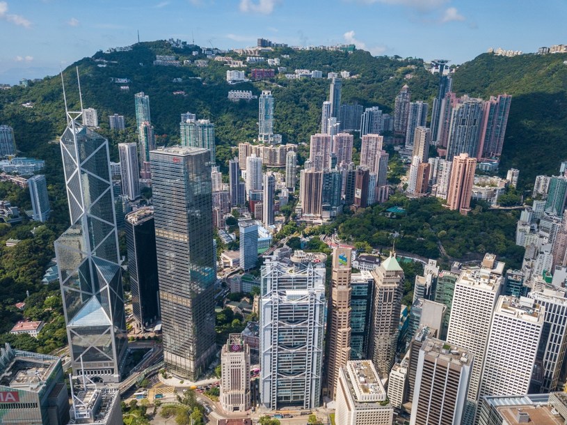 Międzynarodowe banki sprawdzają klientów w Hongkongu pod kątem powiązań z ruchem demokratycznym. Nz. centrum miasta /123RF/PICSEL