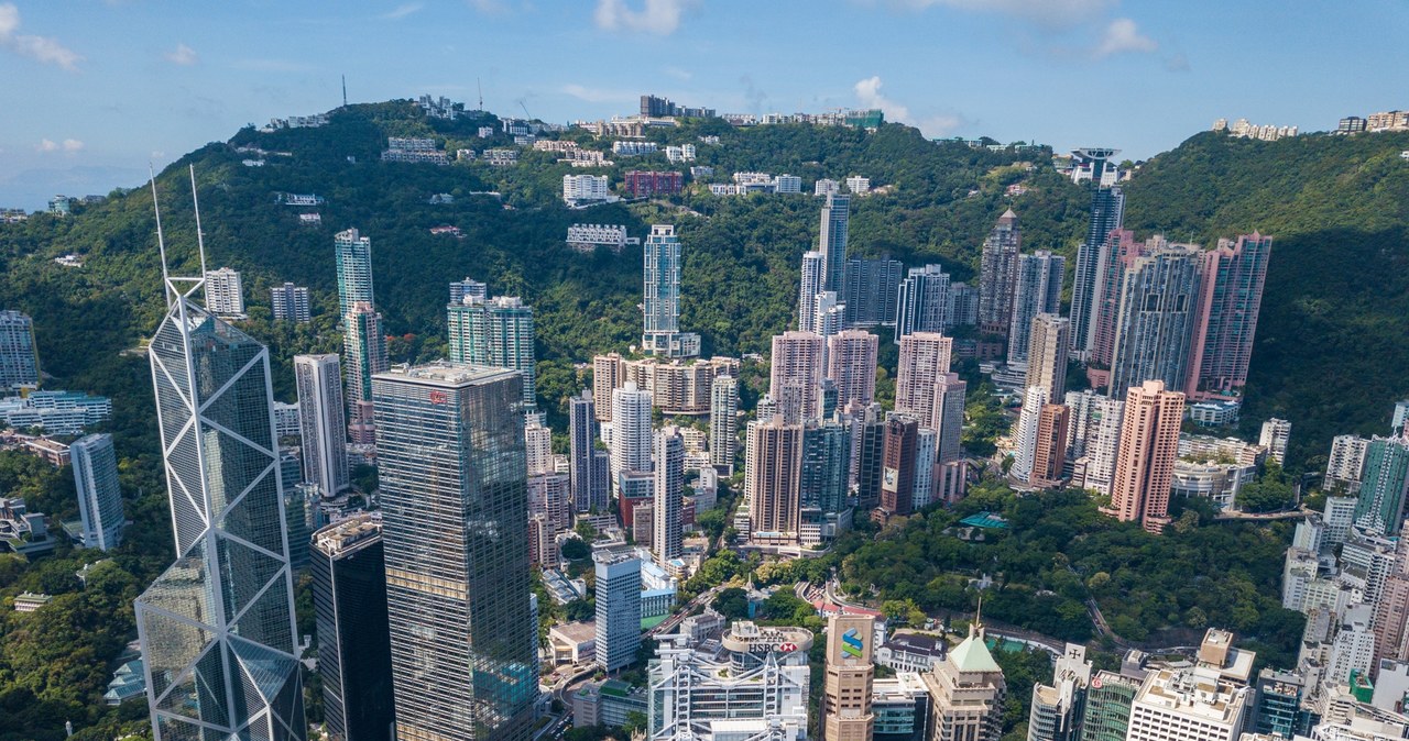 Międzynarodowe banki sprawdzają klientów w Hongkongu pod kątem powiązań z ruchem demokratycznym. Nz. centrum miasta /123RF/PICSEL