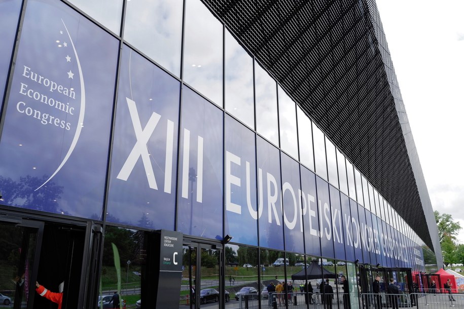 Międzynarodowe Centrum Kongresowe w Katowicach, gdzie odbywa się XIII Europejski Kongres Gospodarczy /Andrzej  Grygiel /PAP