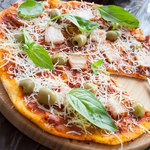 Międzynarodowy Dzień Pizzy 2022: Przepis na ciasto jak we włoskiej trattorii!