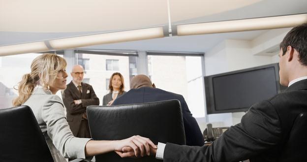 Miejsca pracy są swoistymi inkubatorami dla rozwoju uczuć /&copy; Panthermedia