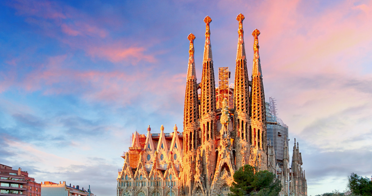 Miejsce 1 w rankingu Tripadvisor na najlepszą atrakcję turystyczną 2025 roku zajęła Sagrada Familia. /123RF/PICSEL