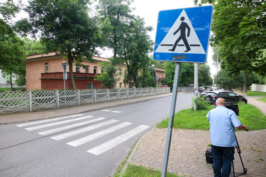 Miejsce ataku na policjantów przy ulicy Stanisława Mikołajczyka w Sosnowcu /Michał Meissner /PAP