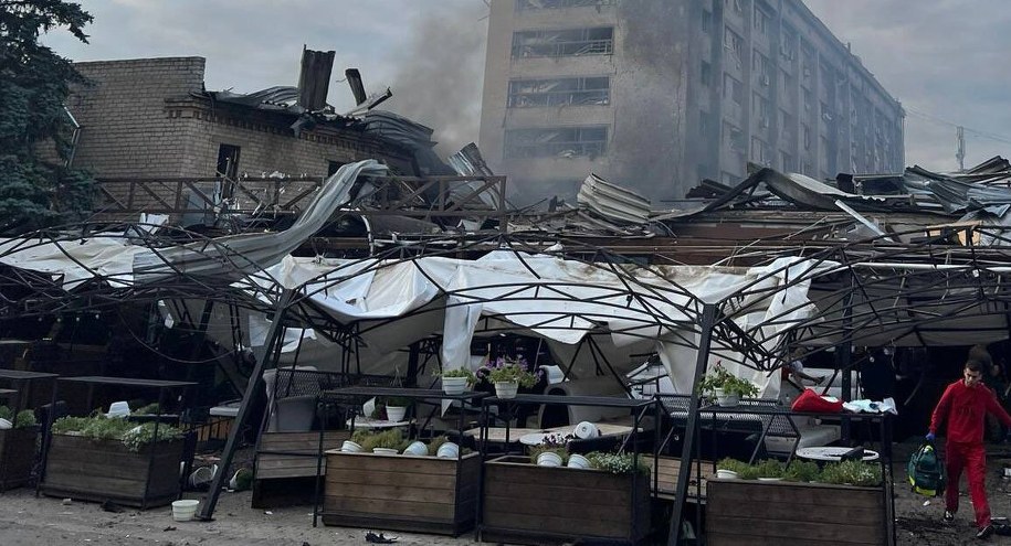 Miejsce ataku rakietowego w Kramatorsku /Ministerstwo Spraw Wewnętrznych Ukrainy /