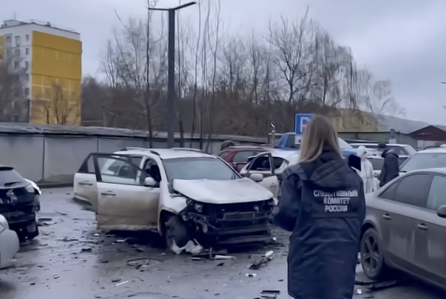 Miejsce eksplozji samochodu w Moskwie /Russian Investigative Committee / HANDOUT /PAP/EPA