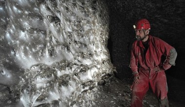 Miejsce jak z koszmaru albo horroru. Znaleźli największą pajęczynę świata