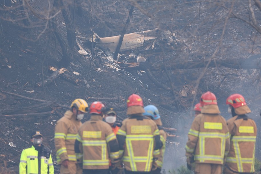 Miejsce katastrofy śmigłowca straży pożarnej /YONHAP   /PAP/EPA