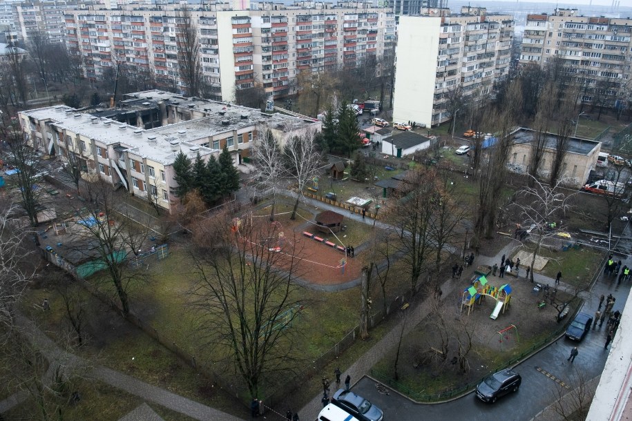 Miejsce katastrofy śmigłowca w miejscowości Browary w obwodzie kijowskim - 18 stycznia 2023 r. /Vladyslav Musiienko /PAP