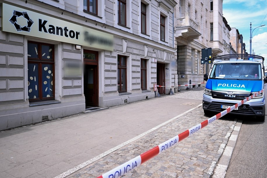 Miejsce napadu na kantor w Łodzi /Lukasz Szelag /PAP