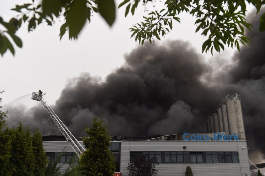 Gigantyczny Pożar W łodzi Przyczyną Zaprószenie Ognia Rmf24pl