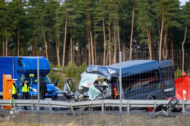 Miejsce śmiertelnego wypadku na autostradzie A4 na wysokości miejscowości Łętowice w pow. tarnowskim /Paweł Topolski /PAP