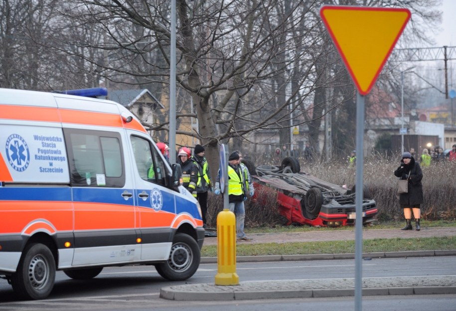 Miejsce tragicznego wypadku w Kamieniu Pomorskim /Marcin Bielecki /PAP