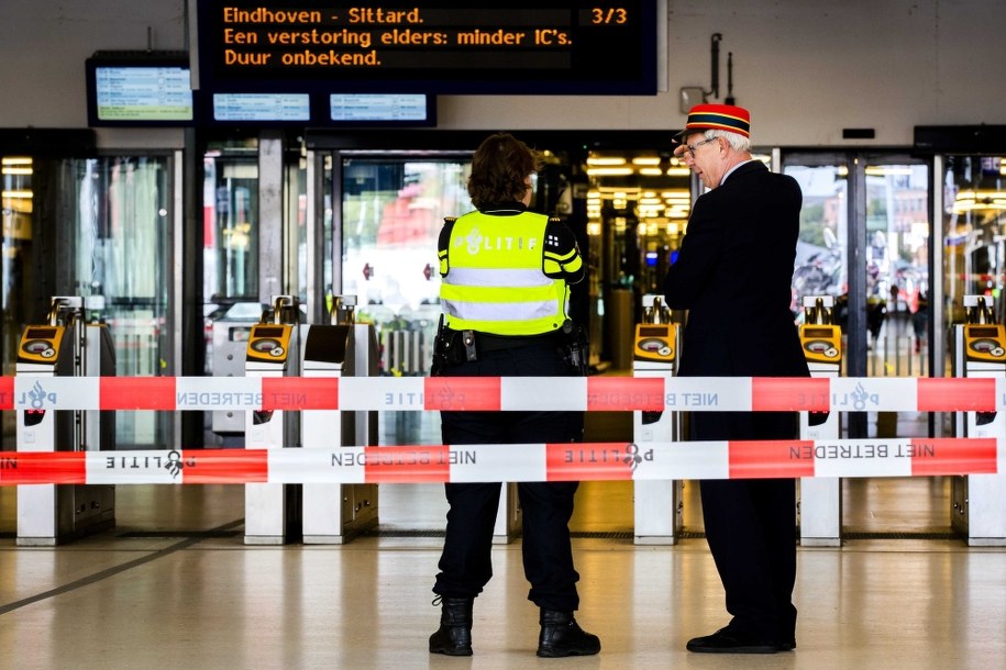 Miejsce, w którym doszło do ataku nożownika / 	REMKO DE WAAL    /PAP/EPA
