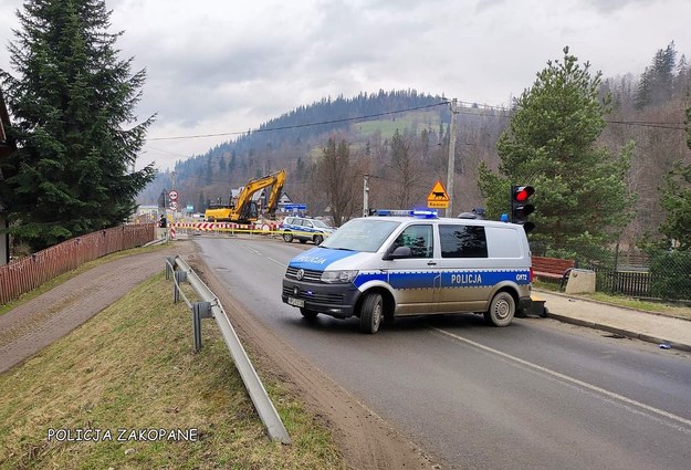 Miejsce, w którym znaleziono nieznany przedmiot /Policja Zakopane /Policja