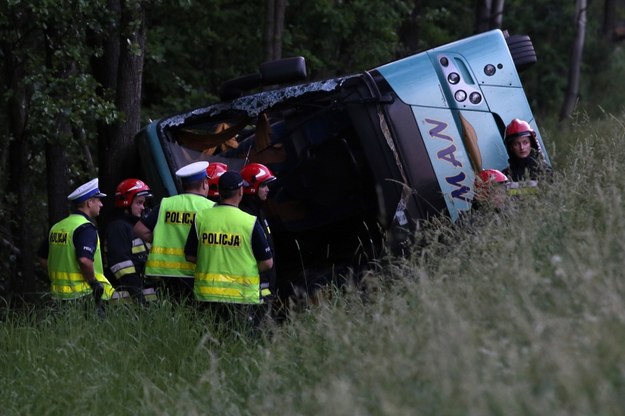 Miejsce wypadku autokaru na drodze krajowej numer 1 /Waldemar Deska /PAP