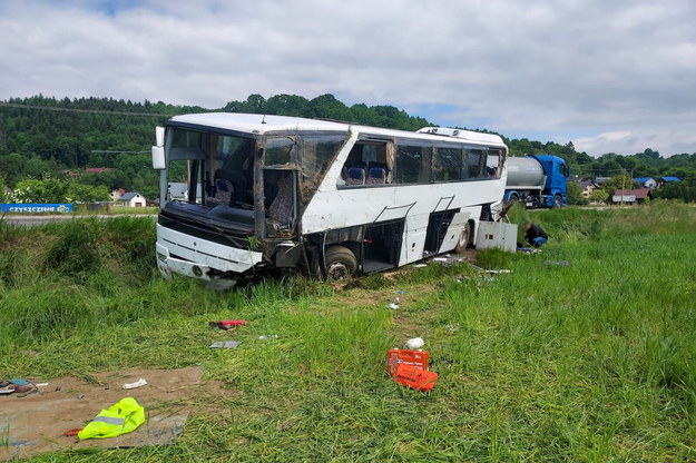 Miejsce wypadku autokaru wycieczkowego /KMP Tarnów /PAP