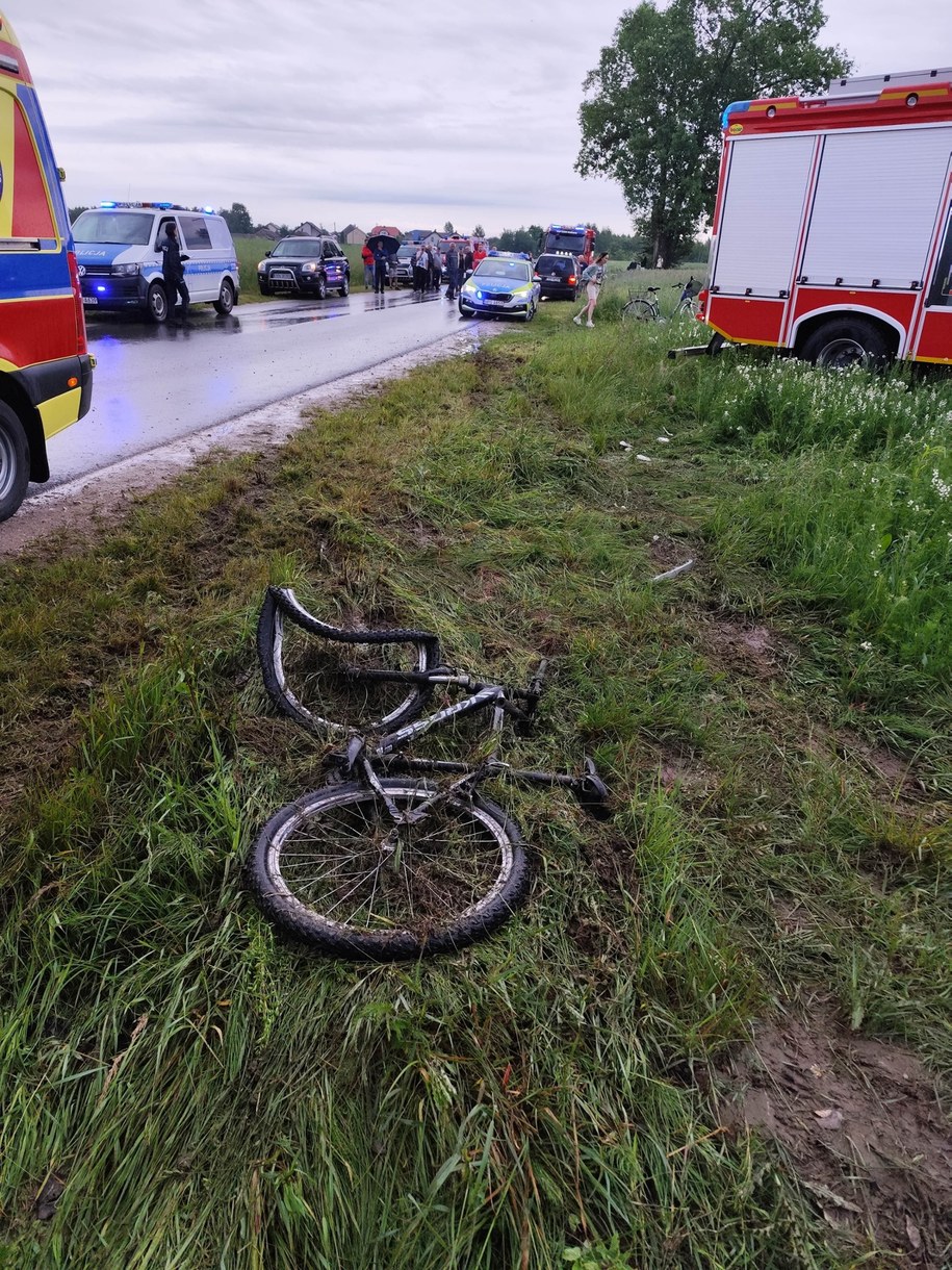 Miejsce wypadku w Sierosławicach /foto: Komenda Powiatowa Państwowej Straży Pożarnej w Końskich /