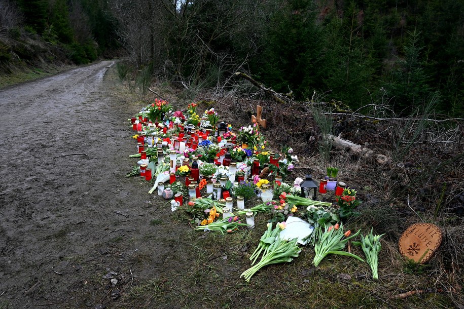 Miejsce zabójstwa 12-letniej Luise /FEDERICO GAMBARINI  /PAP/DPA