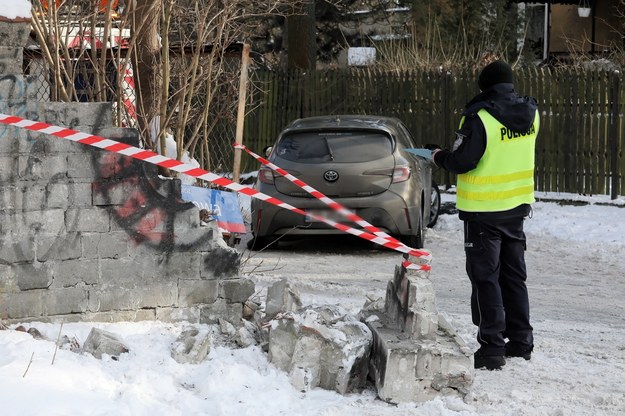 Miejsce zdarzenia drogowego przy ulicy Klimontowskiej w warszawskim Wawrze /Paweł Supernak /PAP