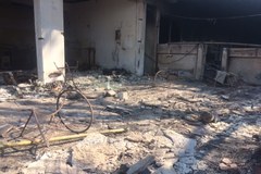 Miejscowość Kineta, spalony bulwar nadmorski w obiektywie RMF FM