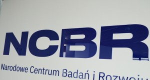 Mieli oszukać NCBR na ponad 3 mln zł. Pięć osób w rękach służb