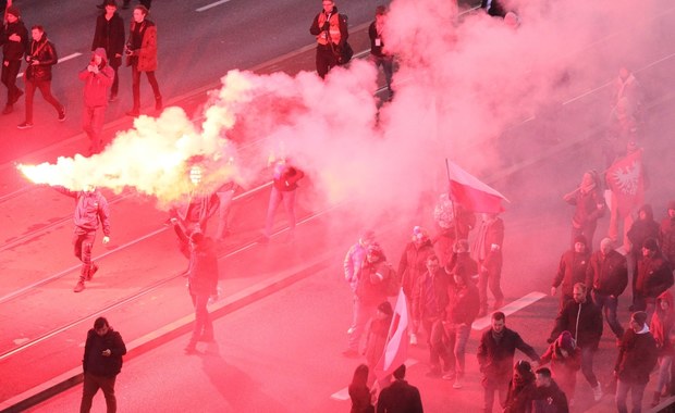 Mieli toporki, maczety, pałki i noże. 18 zatrzymanych w związku z Marszem Niepodległości