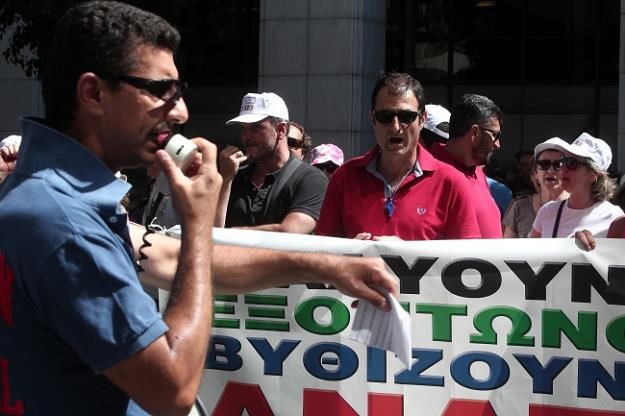 Mieszkańcy greckiego miasteczka wyrzucili inspektorów podatkowych /PAP