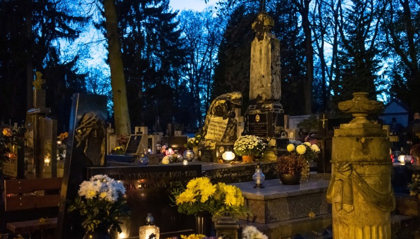 Mieszkańcy Lublina wsparli renowację zabytkowych grobów. Ile udało się zebrać?