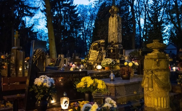 Mieszkańcy Lublina wsparli renowację zabytkowych grobów. Ile udało się zebrać?