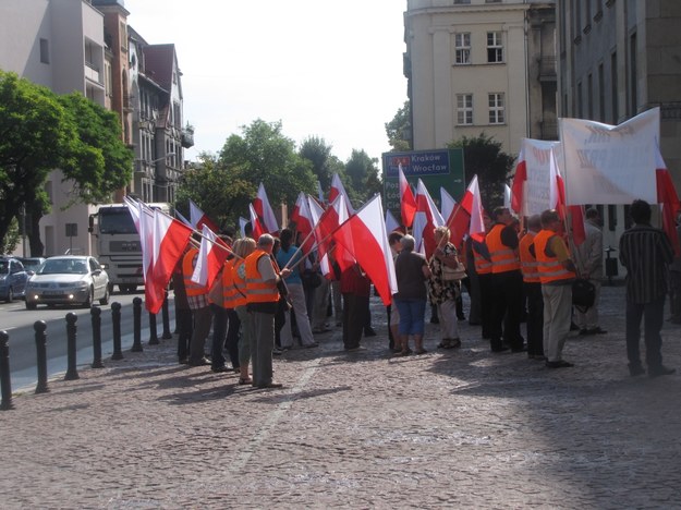 Mieszkańcy Miedźnej podczas protestu /Marcin Buczek /RMF FM