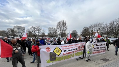 ​Mieszkańcy nie chcą toksycznych odpadów. Protest przed urzędem marszałkowskim