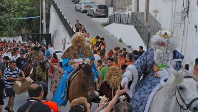 Mieszkańcy tej wioski witają Nowy Rok w sierpniu. Wszystko przez... awarię prądu