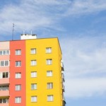 Mieszkania w blokach z wielkiej płyty trzymają cenę
