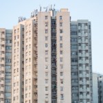 Mieszkania w najdroższym mieście świata tańsze nawet o 34 proc. Jest jeden haczyk