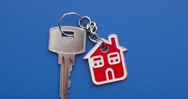 Mieszkania znikają z oferty prawie tak szybko, jak się pojawiają /&copy;123RF/PICSEL