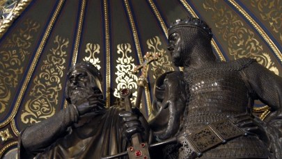 Mieszko I wikingiem? Chcą poznać DNA Piastów, ale biskup się waha