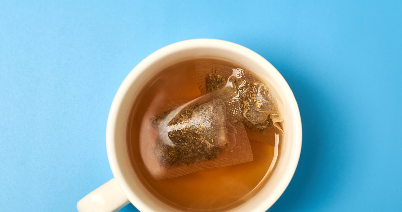 Miętowa herbata ukoi podrażniony żołądek /123RF/PICSEL
