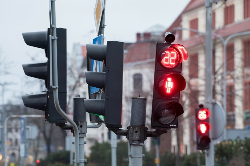 Migające światła i sekundniki. To będzie rewolucja na skrzyżowaniach