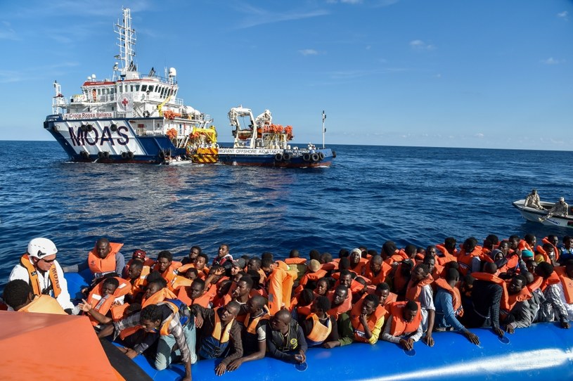 Migranci na Morzu Śródziemnym, zdj. ilustracyjne /ANDREAS SOLARO /AFP