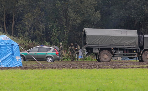 Migranci „powiązani z terrorystami”. W telefonach zdjęcia z egzekucji