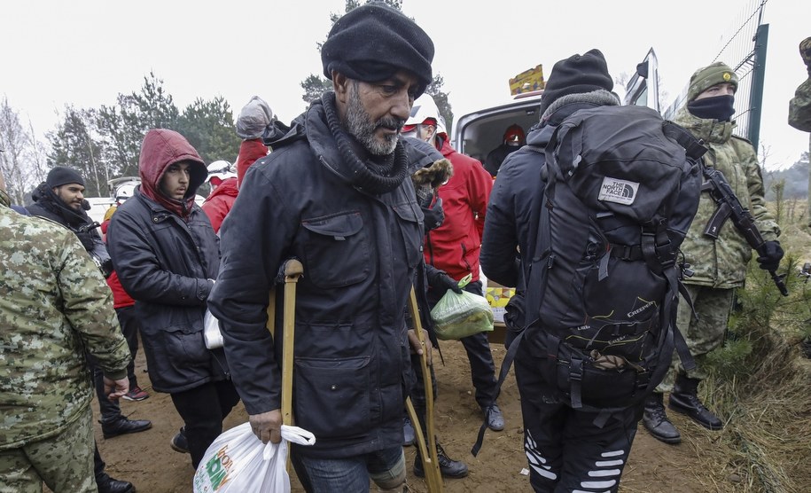 Migranci przy granicy polsko-białoruskiej /STRINGER /PAP/EPA