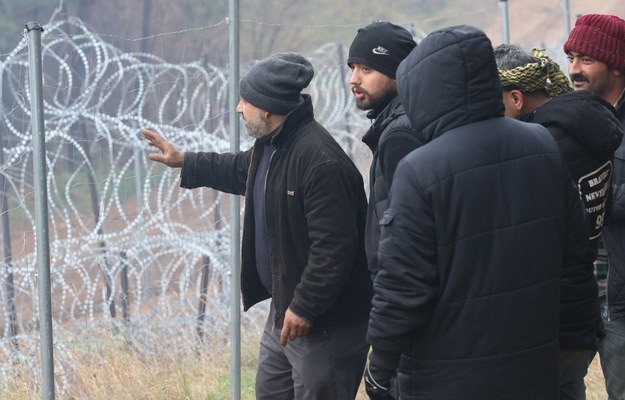 Migranci przy polsko-białoruskiej granicy /LEONID SCHEGLOV/BELTA HANDOUT /PAP/EPA