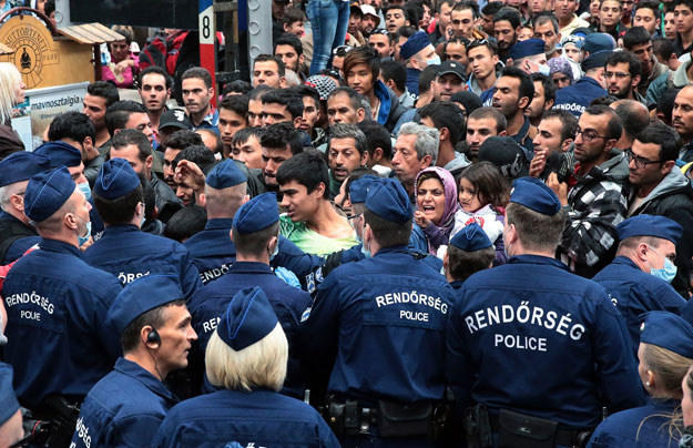 Migranci w Budapeszcie /AFP