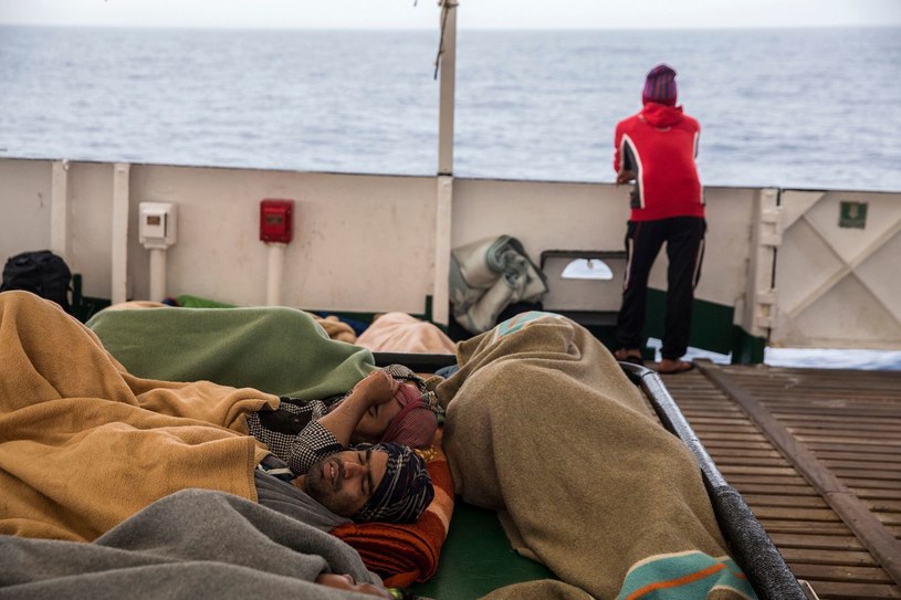 Migranci z Libii płyną do Europy /AFP