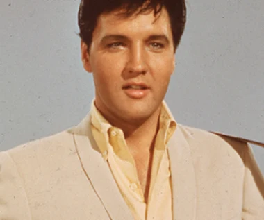 Mija 70 lat od debiutu Elvisa Presleya. Niewielu wie, że gwiazdor zaczął karierę od podstępu
