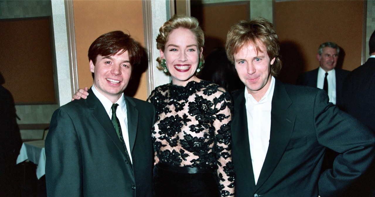 Mike Myers, Sharon Stone i Dana Carvey w 1993 roku / Jeff Kravitz / Contributor /Getty Images